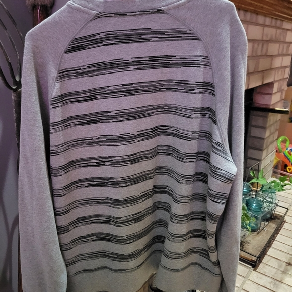 Nike sweatshirt - Picture 6 of 6